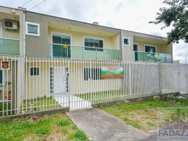 Casa na Roaldo Brun Atuba Curitiba PR, aluguel por R$ 3.100