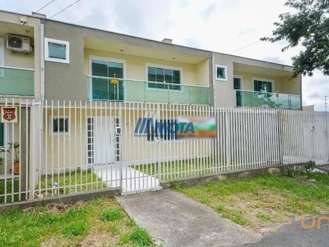 Casa na Roaldo Brun Atuba Curitiba PR, aluguel por R$ 3.100