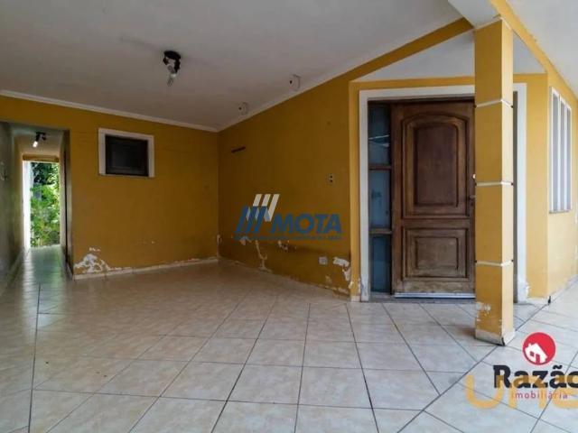 Casa na Rouxinol Loteamento Montparnasse Almirante Tamandaré PR, aluguel por R$ 3.300