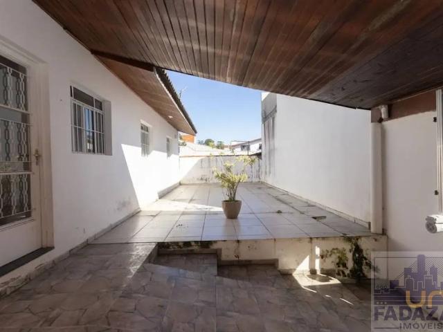 Casa na São José de Calazans Santa Felicidade Curitiba PR, aluguel por R$ 2.490