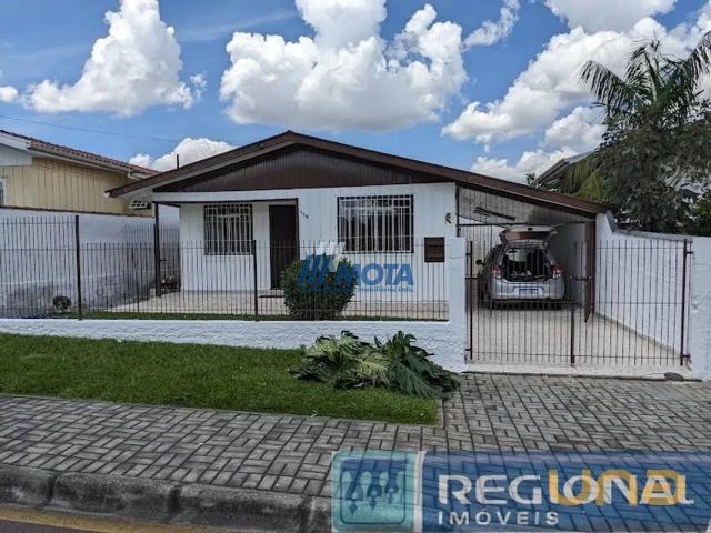 Casa na São Judas Tadeu Capão Raso Curitiba PR, aluguel por R$ 3.300