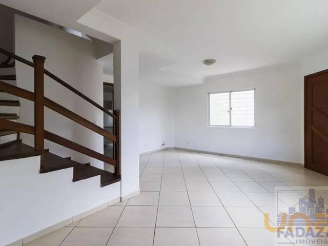 Casa na Salvador Ferrante Boqueirão Curitiba PR, aluguel por R$ 3.400