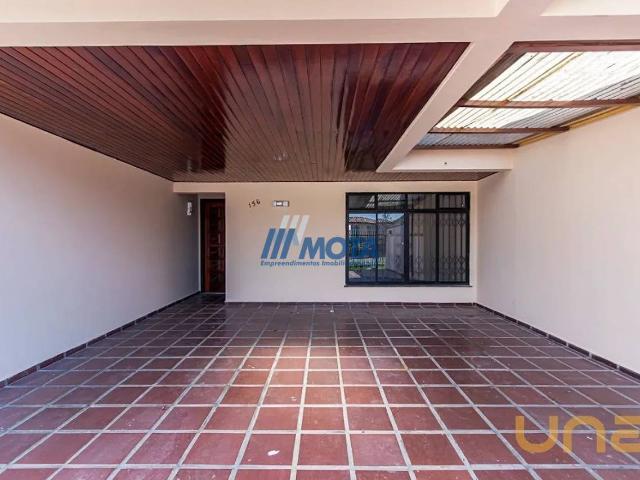 Casa na Tenente Ricardo Kirch Jardim das Américas Curitiba PR, aluguel por R$ 4.100