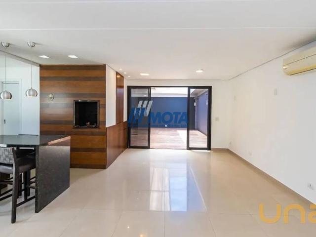 Casa na Três Marias Orleans Curitiba PR, aluguel por R$ 5.900
