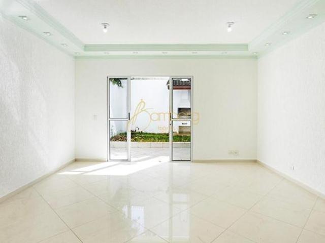 Casa na Vila Clementino 230m2, 4 quartos, 2 suítes, garagem para 4 carros, ótima localização