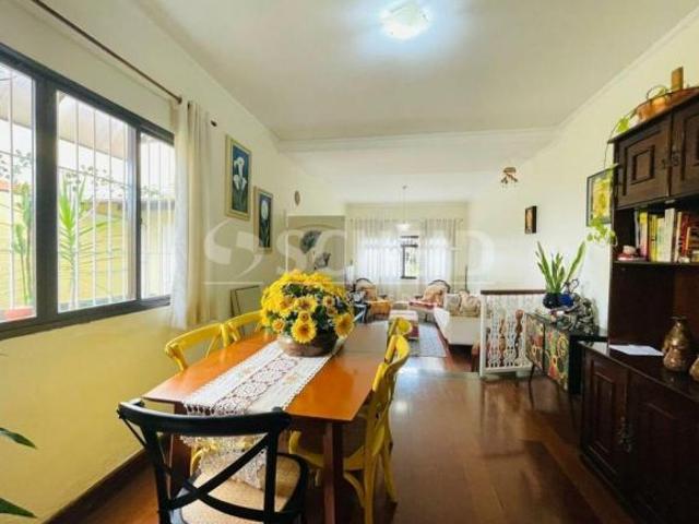 Casa na Vila da Saúde 4 Quartos, 2 Suítes e 4 Vagas de Garagem