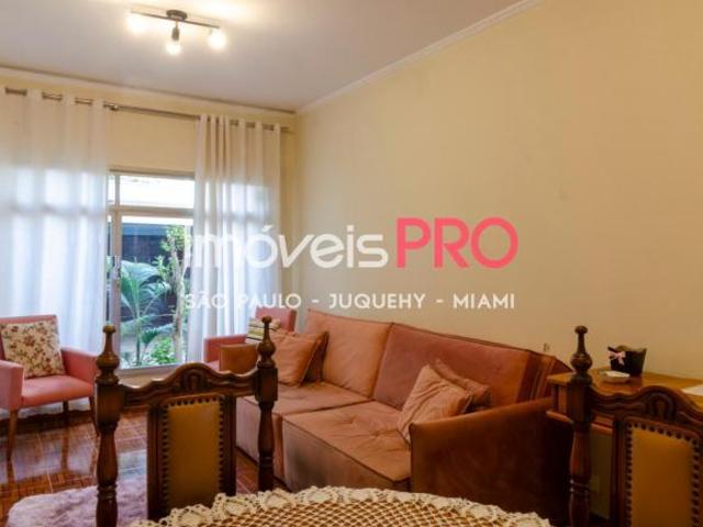 Casa na Vila Nova Conceição, ao lado do Parque Ibirapuera, 3 dormitórios, 1 suíte e 2 vagas
