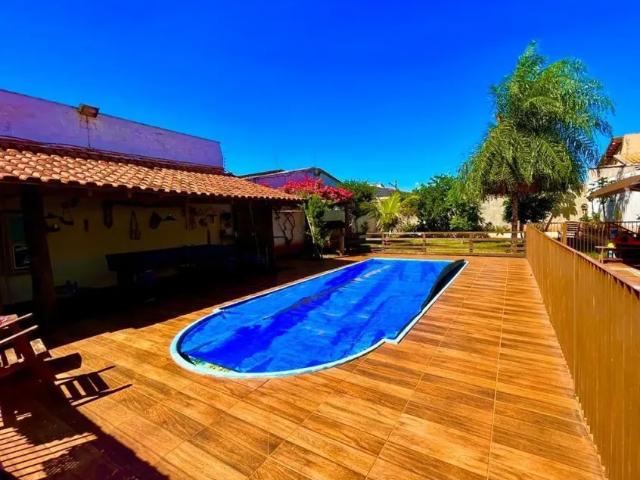 Casa na Vila Palmira com piscina e 576m² de área Campo Grande