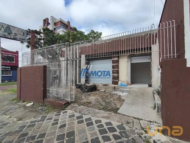 Casa na Vinte e Quatro de Maio Centro Curitiba PR, aluguel por R$ 3.800