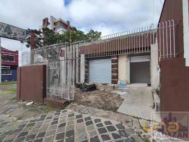 Casa na Vinte e Quatro de Maio Centro Curitiba PR, aluguel por R$ 3.800