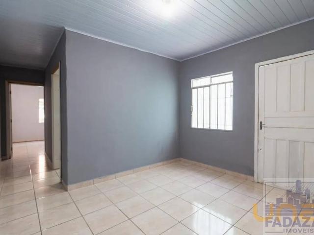 Casa na Visconde de Nacar Centro Curitiba PR, aluguel por R$ 2.400