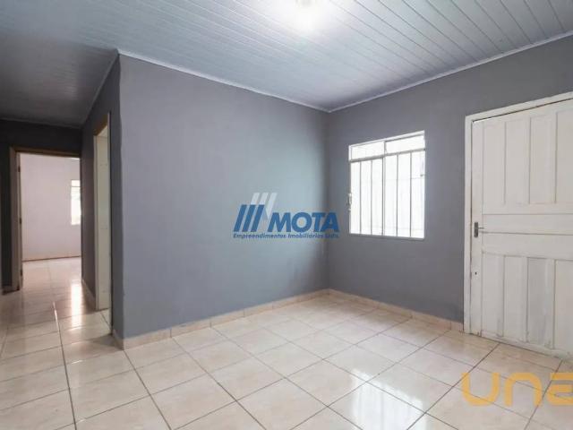 Casa na Visconde de Nacar Centro Curitiba PR, aluguel por R$ 2.400