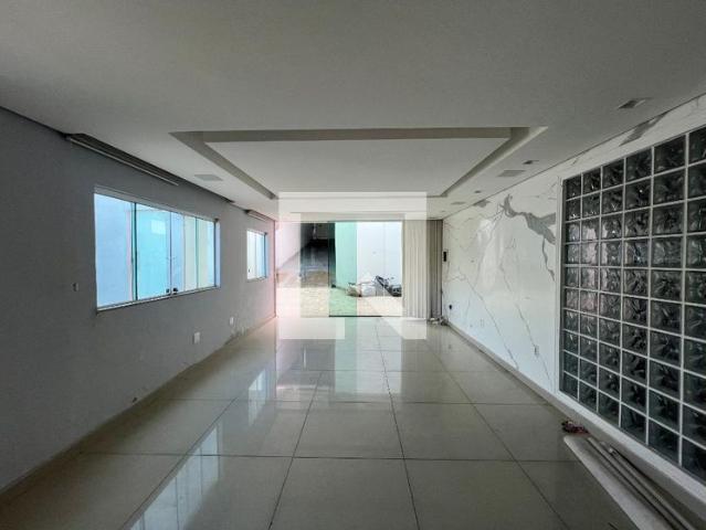 Casa, Nacional, 3 Quartos, 233 m2 Contagem