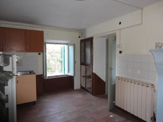 Casa nei borghi e castelli in vendita a Arcevia