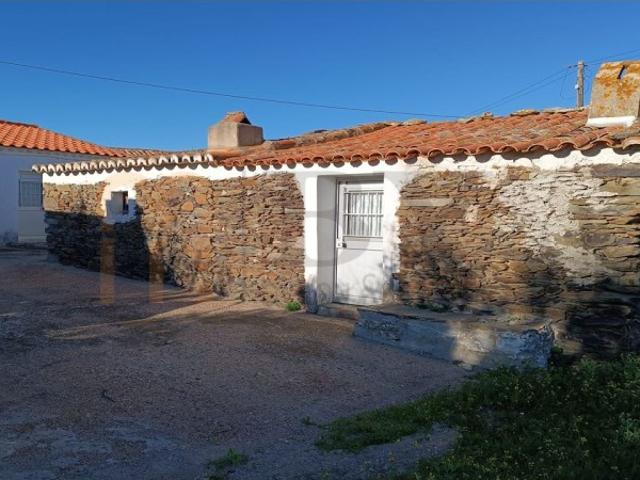 Casa no Monte Carros, São Sebastião dos Carros, Mértola