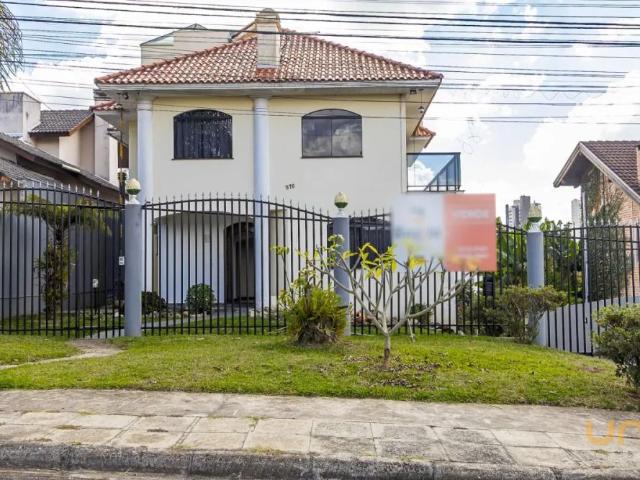 Casa para alugar 3 quartos, 312 m² em Mossunguê, Curitiba