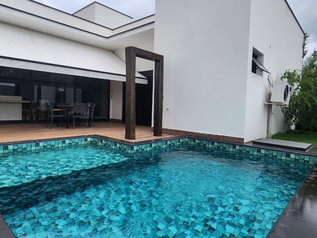 Casa no Alphaville com 3 suítes 100% mobiliada para venda por R$ 2.4000,00 ou aluguel por R$ 16.000,00/mês Alphaville Nova Esplanada 3 Votorantim/SP