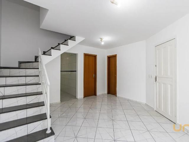 Casa no Alto Boqueirão de 84 m² com 3 quartos