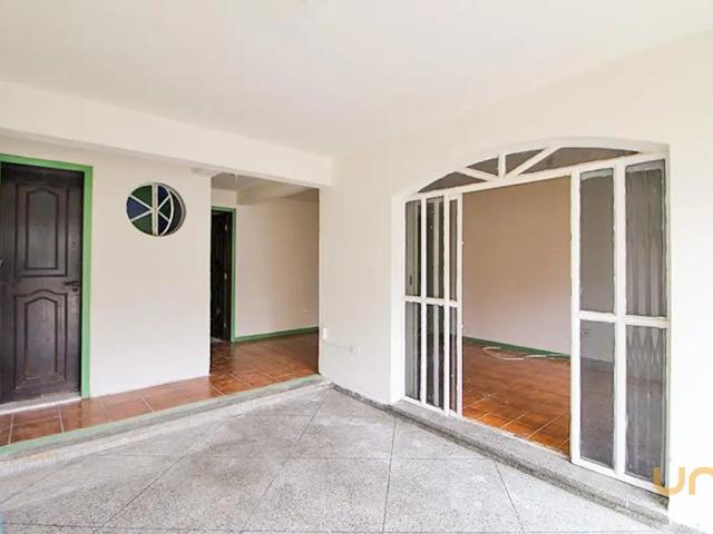 Casa no Alto Da Rua Xv de 60 m² com 1 quarto