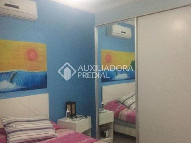 Casa no bairro Atlântida Sul