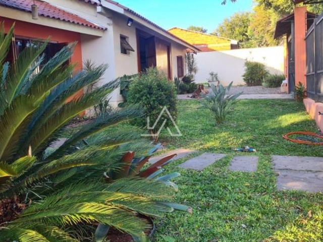 CASA NO BAIRRO BOQUEIRÃO