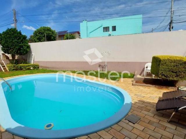 CASA NO BAIRRO BOQUEIRÃO