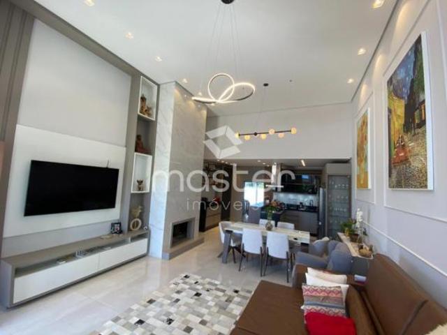 CASA NO BAIRRO CIDADE NOVA