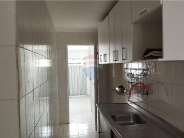 Casa no bairro da Imbiribeira: Ampla e Aconchegante Residência ou Comércio