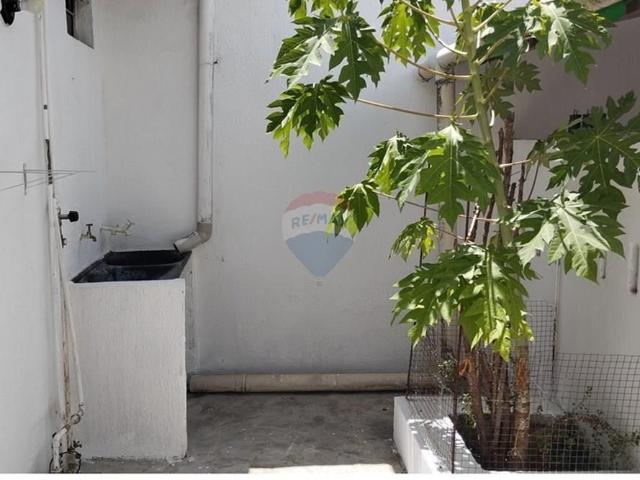 Casa no bairro da Imbiribeira: Ampla e Aconchegante Residência ou Comércio