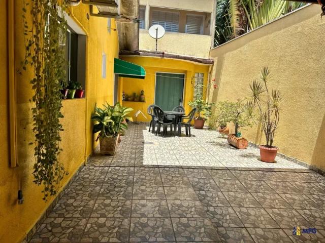 Casa no Bairro do Éden