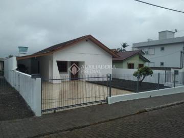 Casa no bairro imigrantes