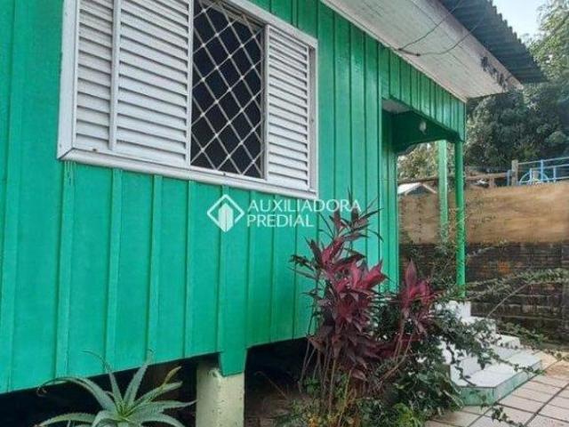Casa no Bairro Jardim Carvalho. Próximo Antônio de Carvalho