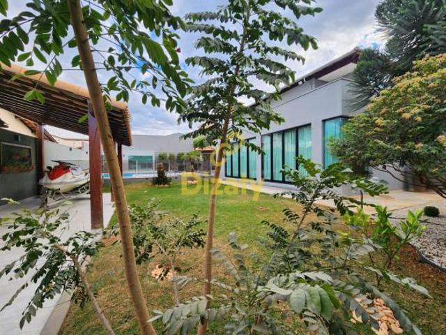 CASA NO BAIRRO MANGABEIRAS COM 4 QUARTOS, SENDO 2 SUITES