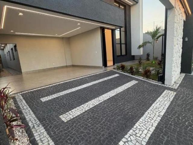 Casa no bairro Parque Brasilia Próximo ao Floresta Supermercado