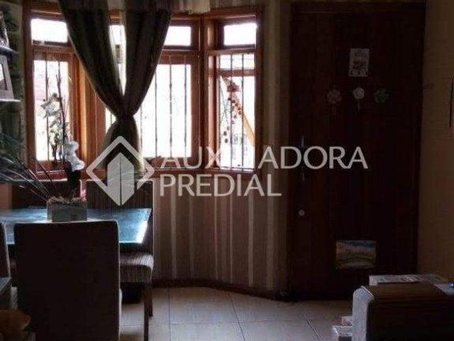 Casa no bairro Protásio Alves