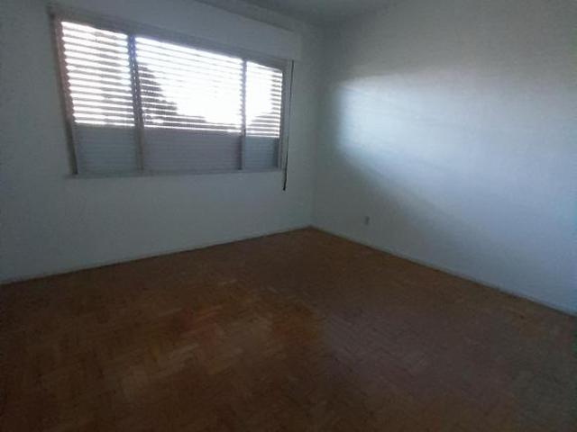 Casa no Bairro Rio Branco com frente para 2 ruas