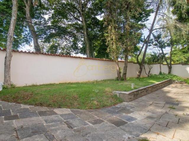 Casa no Bolsão de Interlagos com 837 m² terreno,4 quartos, 4 vagas piscina, jardim espaço ótimo