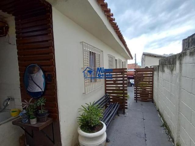 CASA NO BOSQUE, PRÓXIMA AO SESI, VENDE SE!