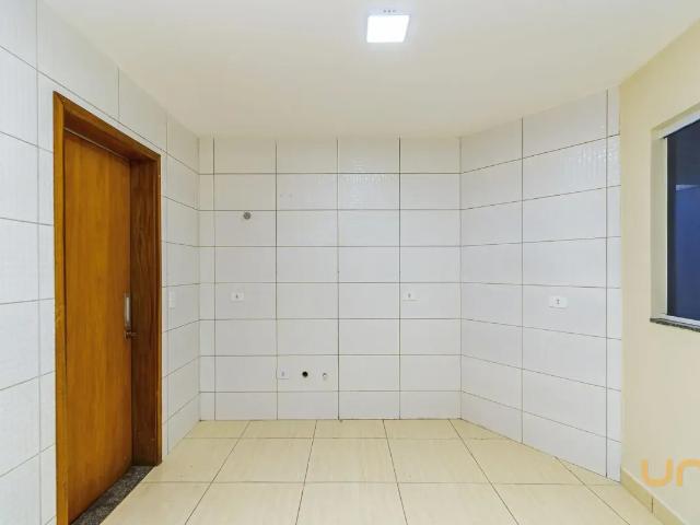 Casa no Cajuru de 140 m² com 3 quartos
