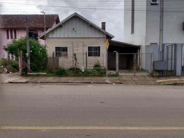 Casa no centro de São Francisco de Paula