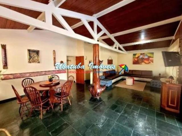 casa no Centro disponível para venda e locação