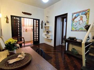 CASA NO CENTRO HISTÓRICO, 3 QUARTOS, 2 BANHEIROS