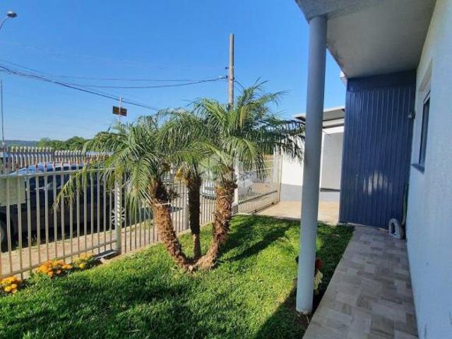 Casa no Cidade Nova com 150m2, 4 dormitórios, 2 banheiros, 2 vagas, terraço para piscina, sacada e c