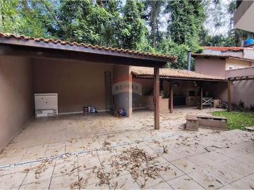 Casa no Cond. Vila Verde para Locação com 5 quartos, Cotia sp