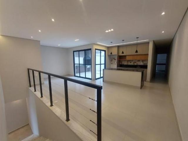 Casa no condomínio Condominio Gran Reserve para venda com 3 quartos, sendo 3 suítes, 182m²