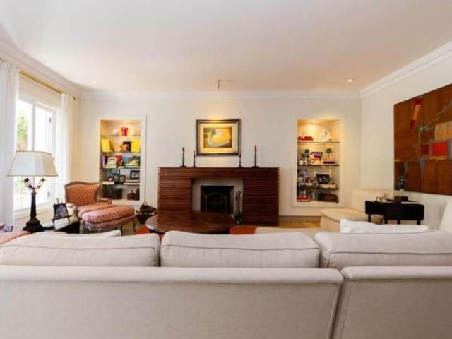 Casa no condomínio Condomínio Raffles Village II para venda com 3 quartos, sendo 3 suítes, 522m²