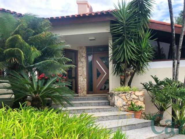 Casa no Condomínio Chácaras Residenciais Santa Maria, terreno de 5.000 m2