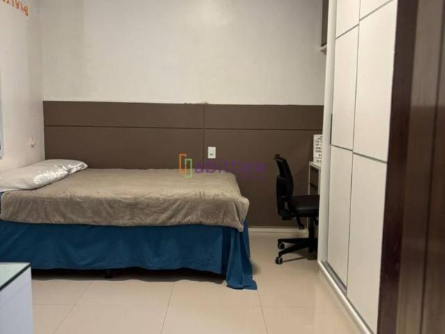 Casa no Condominio Arpoador semi mobiliada 3 quartos
