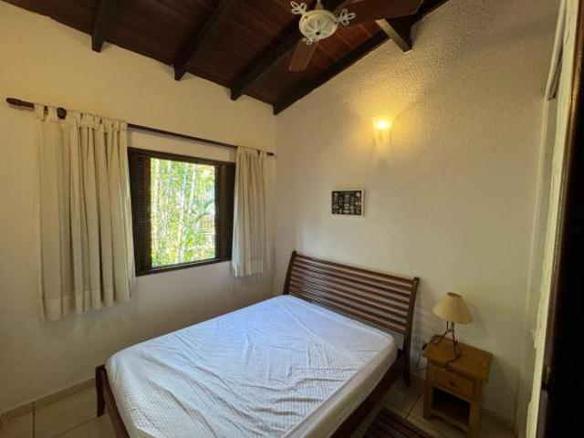 Casa no Condomínio do Barão em Boiçucanga – 4 Dormitórios, Varanda e Quintal
