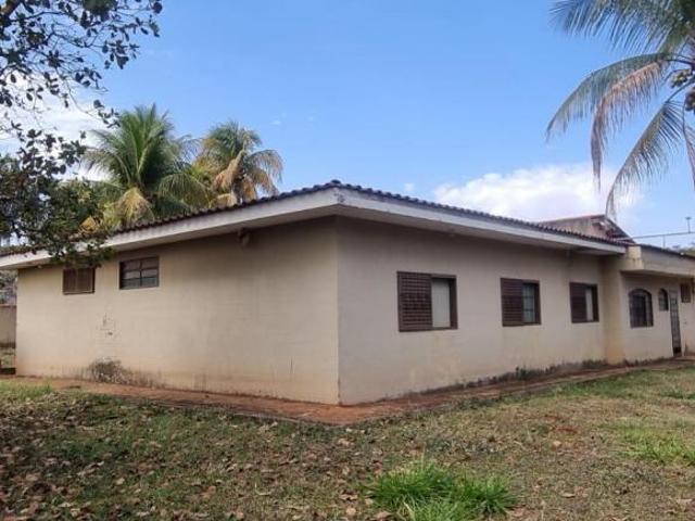 Casa no Condomínio Estância Beira Rio Jardinópolis SP